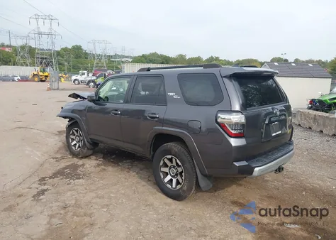 2019 Toyota 4Runner Trd Off Road из США, поврежденный, VIN JTEBU5JR8K5683767
